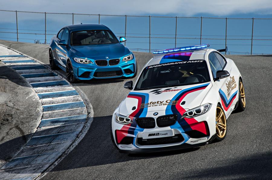  BMW M2 Coupe (F87) 2016 года  (NA) (фото 31 из 32)